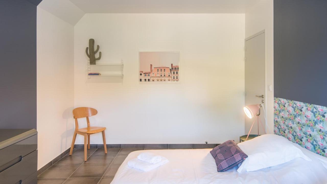 Plein Sud Avec Jacuzzi Privatif Et Parking Prive Apartment Sarlat-la-Caneda Bagian luar foto