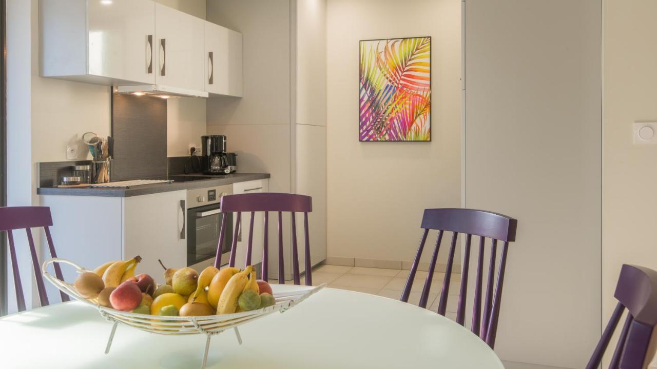Plein Sud Avec Jacuzzi Privatif Et Parking Prive Apartment Sarlat-la-Caneda Bagian luar foto